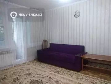 1-комнатная квартира, этаж 3 из 5, 33 м²