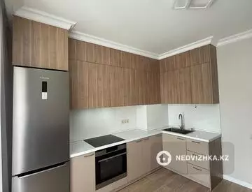 1-комнатная квартира, этаж 9 из 13, 40 м²