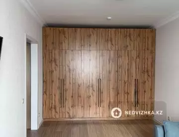 1-комнатная квартира, этаж 9 из 13, 40 м²