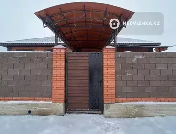 5-комнатный дом, 10 соток, 244 м²