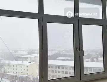 3-комнатная квартира, этаж 9 из 9, 63 м²