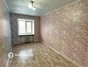 2-комнатная квартира, этаж 4 из 5, 42 м²