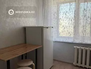 1-комнатная квартира, этаж 3 из 5, 38 м²