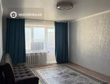 1-комнатная квартира, этаж 3 из 5, 38 м²