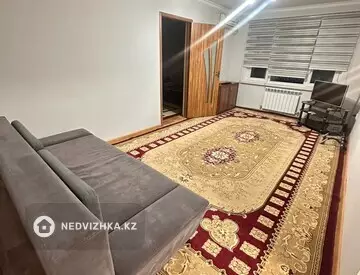 3-комнатная квартира, этаж 2 из 5, 60 м², на длительный срок