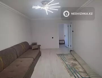 3-комнатная квартира, этаж 3 из 5, 60 м², на длительный срок