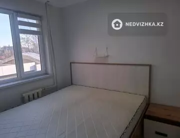 3-комнатная квартира, этаж 3 из 5, 60 м², на длительный срок