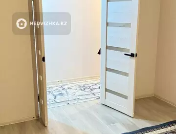 2-комнатная квартира, этаж 7 из 12, 78 м², на длительный срок