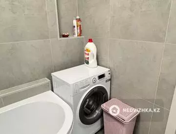 3-комнатная квартира, этаж 1 из 9, 87 м²