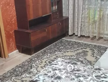 3-комнатная квартира, этаж 1 из 2, 50 м², на длительный срок