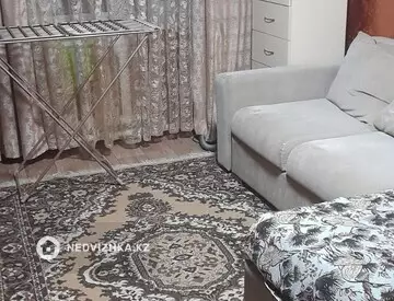 3-комнатная квартира, этаж 1 из 2, 50 м², на длительный срок