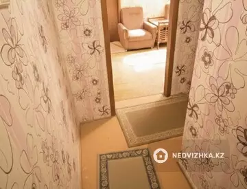 3-комнатная квартира, этаж 2 из 4, 54 м²
