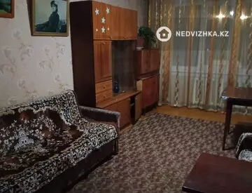 2-комнатная квартира, этаж 3 из 5, 50 м²