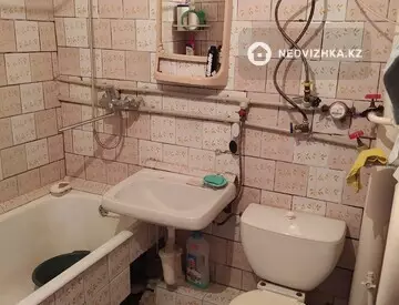 2-комнатная квартира, этаж 4 из 5, 46 м²