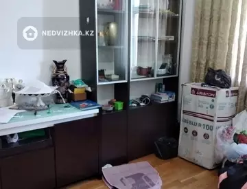 3-комнатная квартира, этаж 3 из 10, 93 м²