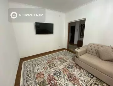 2-комнатная квартира, этаж 2 из 5, 58 м²