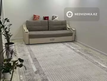 4-комнатная квартира, этаж 6 из 6, 90 м²