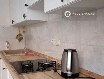 2-комнатная квартира, этаж 3 из 10, 66 м²