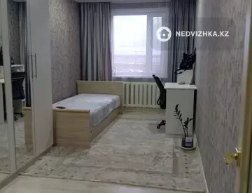 4-комнатная квартира, этаж 3 из 5, 74 м²