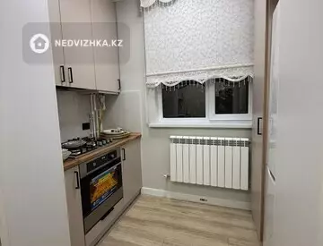 2-комнатная квартира, этаж 2 из 5, 60 м², на длительный срок