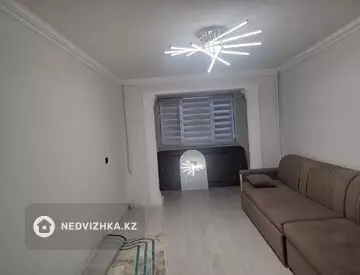 3-комнатная квартира, этаж 3 из 5, 60 м², на длительный срок