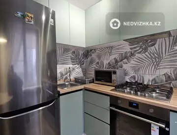 1-комнатная квартира, этаж 4 из 5, 33 м², на длительный срок