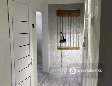 1-комнатная квартира, этаж 2 из 5, 33 м²