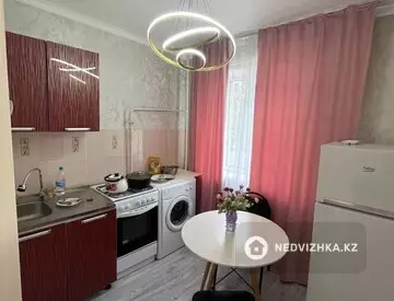 1-комнатная квартира, этаж 2 из 5, 33 м²