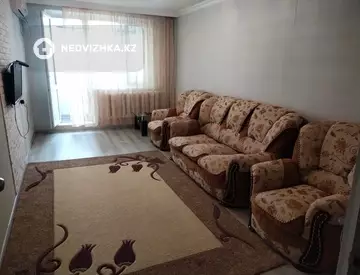 2-комнатная квартира, этаж 4 из 5, 51 м²