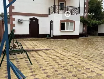 6-комнатный дом, 4 соток, 360 м²