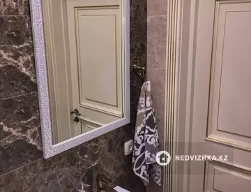 3-комнатная квартира, этаж 10 из 12, 83 м²