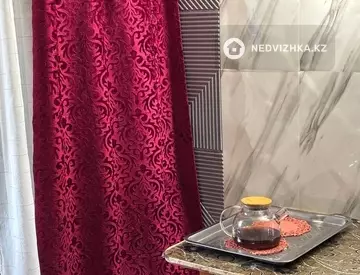 2-комнатная квартира, этаж 4 из 5, 48 м²