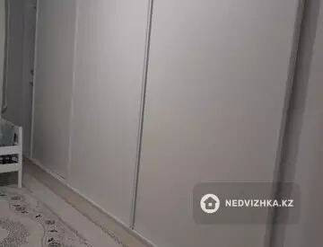 2-комнатная квартира, этаж 1 из 10, 59 м²