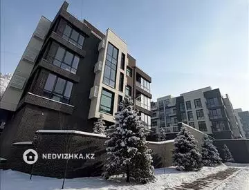 4-комнатная квартира, этаж 1 из 3, 134 м²
