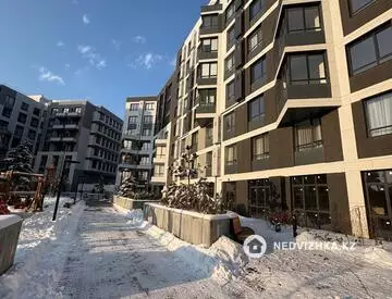 3-комнатная квартира, этаж 9 из 12, 92 м²