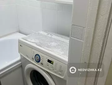 3-комнатная квартира, этаж 1 из 2, 52 м², на длительный срок