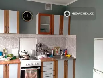 2-комнатная квартира, этаж 3 из 5, 45 м²