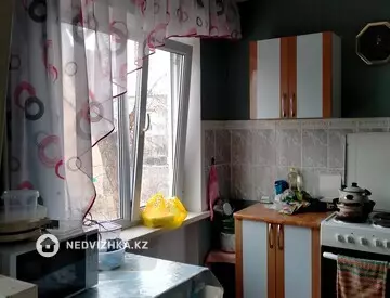 2-комнатная квартира, этаж 3 из 5, 45 м²