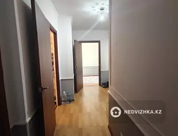 3-комнатная квартира, этаж 5 из 5, 55 м²