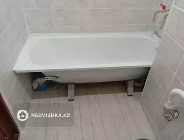 1-комнатная квартира, этаж 3 из 9, 30 м²