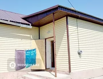 2-комнатный дом, 25 соток, 52 м²