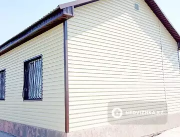 2-комнатный дом, 25 соток, 52 м²