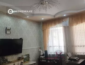 3-комнатная квартира, этаж 1 из 2, 55 м²