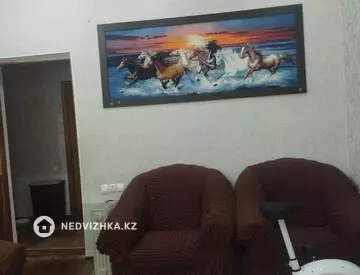 3-комнатная квартира, этаж 1 из 2, 55 м²