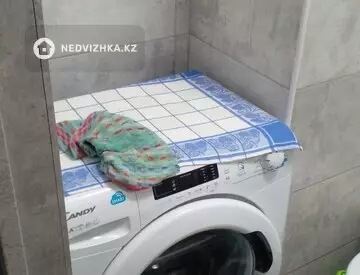 1-комнатная квартира, этаж 3 из 3, 30 м²