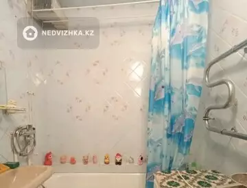 3-комнатная квартира, этаж 5 из 5, 69 м², на длительный срок