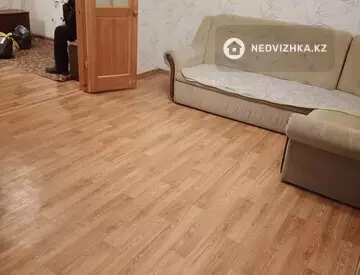 2-комнатная квартира, этаж 8 из 10, 68 м², на длительный срок