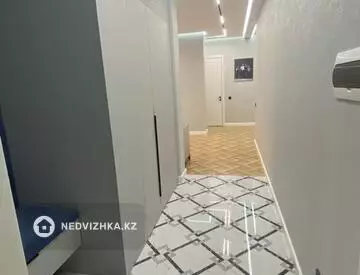 4-комнатная квартира, этаж 6 из 7, 126 м²