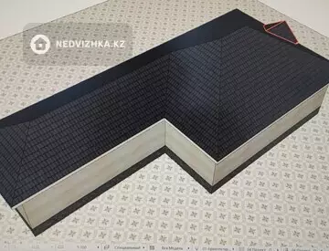 4-комнатный дом, 50 соток, 250 м²