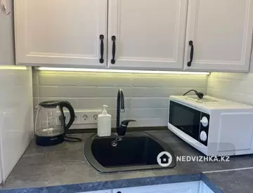 1-комнатная квартира, этаж 5 из 5, 35 м², посуточно